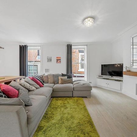30 Percent Off! The Central Whitby Gem - 4 Bedrooms Kültér fotó