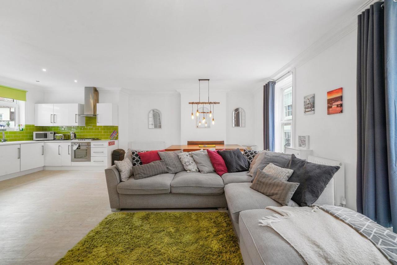 30 Percent Off! The Central Whitby Gem - 4 Bedrooms Kültér fotó