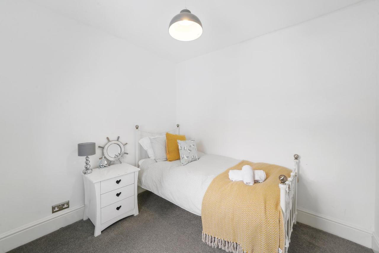 30 Percent Off! The Central Whitby Gem - 4 Bedrooms Kültér fotó