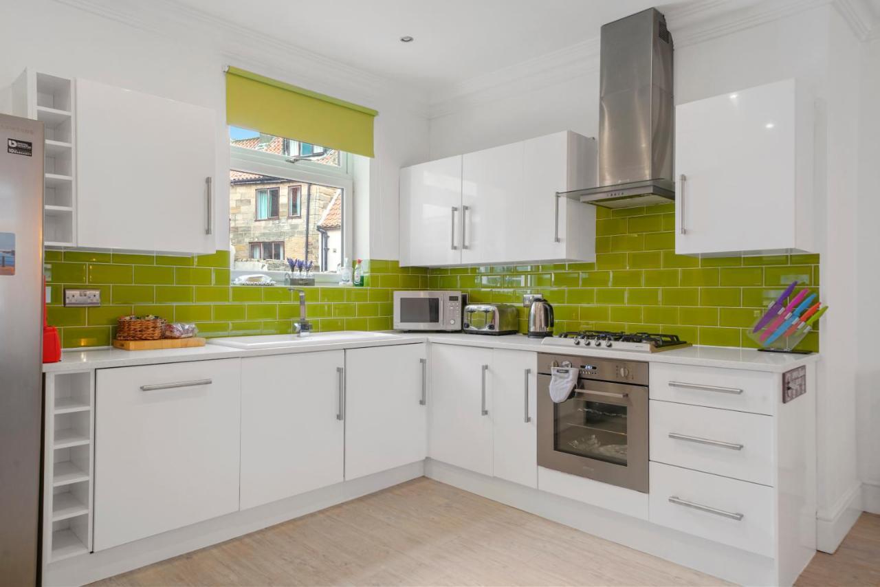 30 Percent Off! The Central Whitby Gem - 4 Bedrooms Kültér fotó
